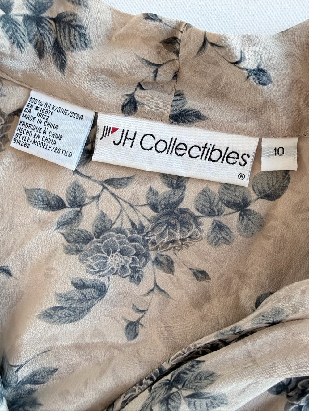 Vintage JH Collectibles 100% Silk Floral Button Front Blouse Size 10 Cottagecore - Picture 3 of 9
